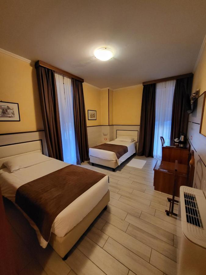 Hotel Lenotel Luaran gambar