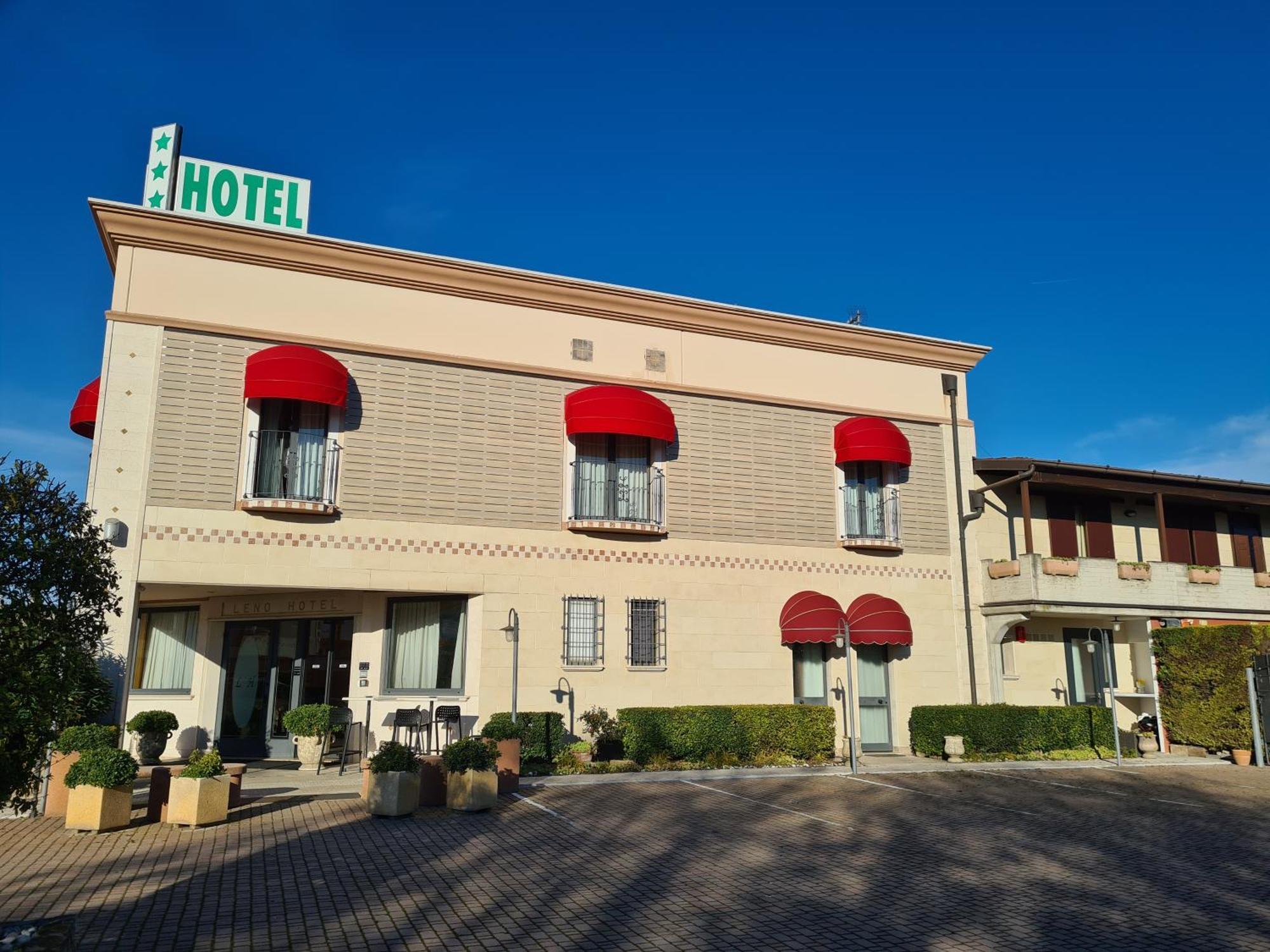 Hotel Lenotel Luaran gambar